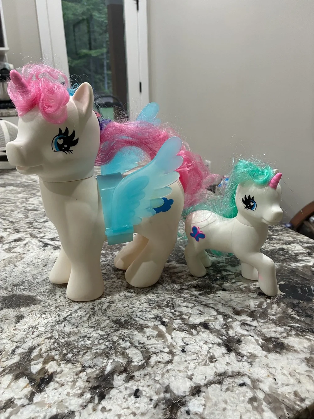 Classic White Unicorn Playset with Pink, Teal & Blue Hair - Kids Toys